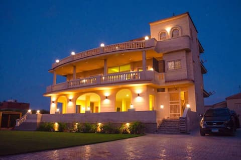 Private Villa w/ Pool & Garden
