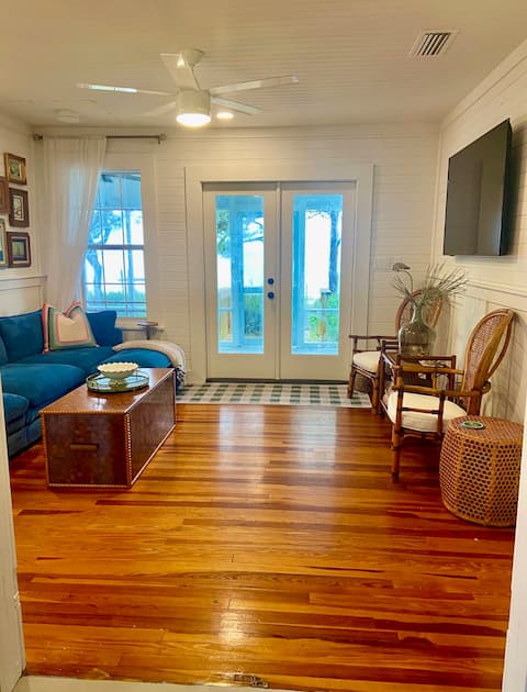 Hidden Gem of St. Teresa Beach