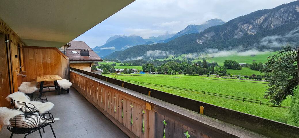 Modern appartement mooi uitzicht gallery image 3