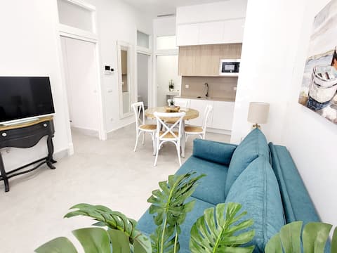 Popular Airbnb listing: Infantas 26 Apartment in Sanlúcar De Barrameda
