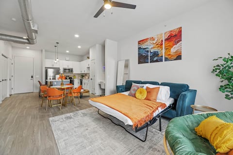 Successful Airbnb property: Art & Soul - 2BR | 3Bed | AAC&Market Hall in Dallas