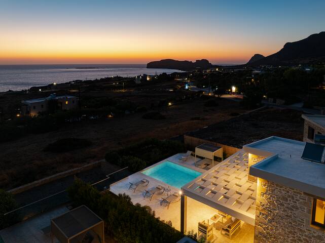 FREE daily Breakfast/450 mt to Falasarna beach/NEW gallery image 4