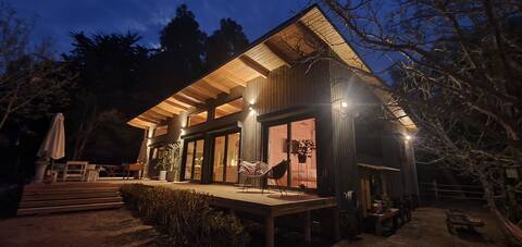 New and Modern Pichidangui House