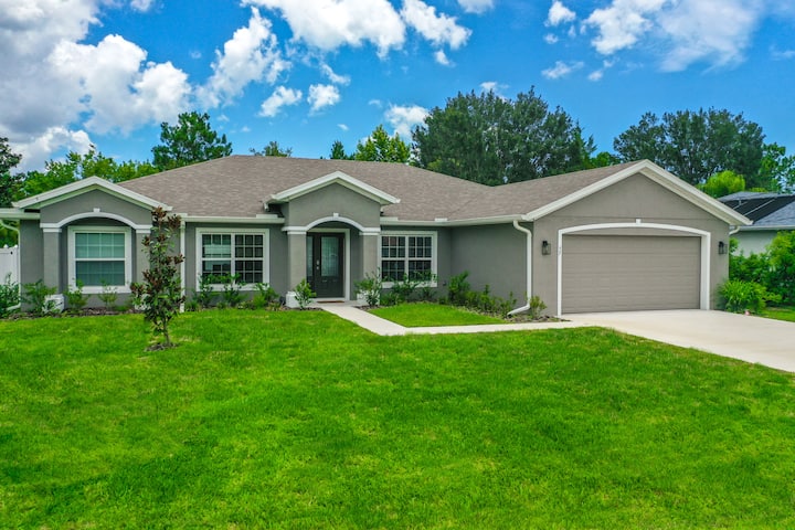 4br | Two Suites | Near Beaches | Near Shopping - Flagler Beach, FL