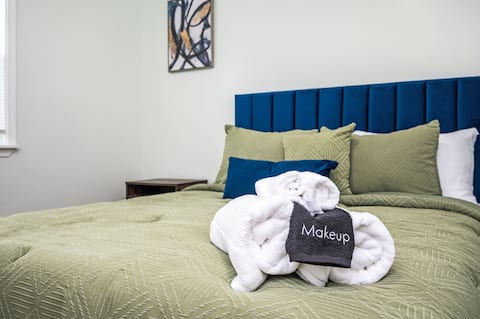 Popular Airbnb listing: Cozy 2BD Retreat A Short Walk to Westside Beltline in West End