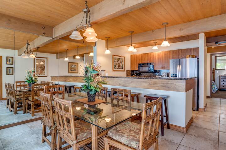 Rare Ocean-Front 3 Bedroom! gallery image 4