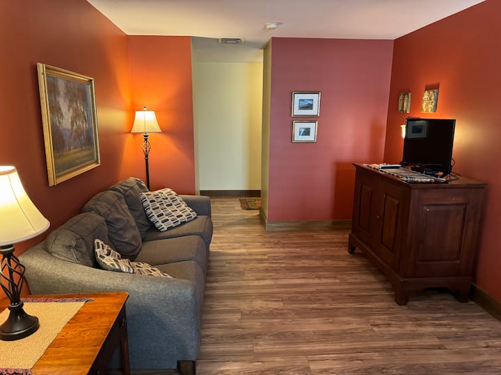 Artists Colony Inn - The Artist's Suite - Nashville, IN
