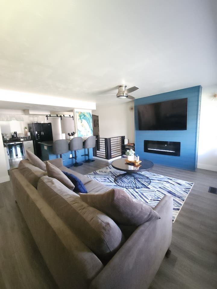 Glamourous Home Near Idaho Falls - Idaho Falls, ID