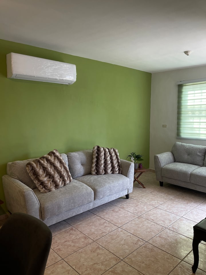 Casa Familiar En Viñedos - Los Mochis