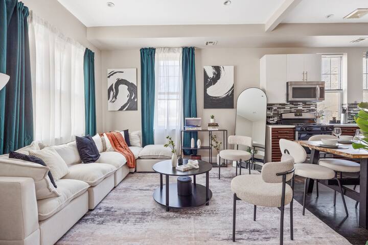 Biggest Duplex w/6BD in Bushwick for 16 Guests |AL gallery image 2