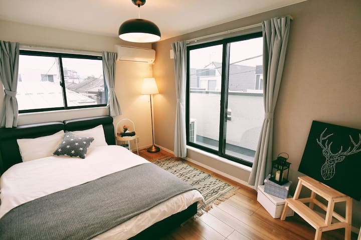 【大树民宿】池袋商业圈/要町车站/四室一厅/双卫/一浴室一户建/带停车场/直达新宿三丁目/伊势丹百货 gallery image 2