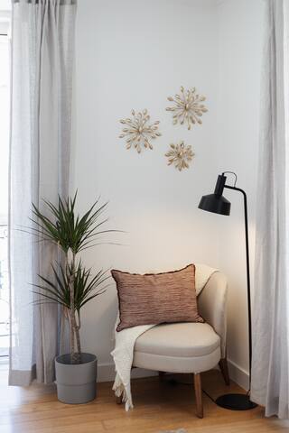 Elegant Santa Justa@ Unique Duplex stunning views gallery image 2