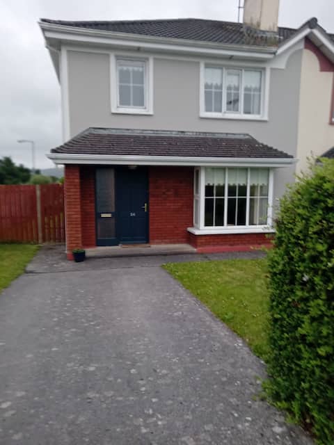 House in Tralee 15 mins walk from town centre