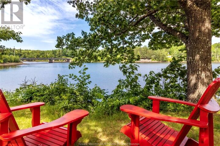 Stunning River View! gallery image 5