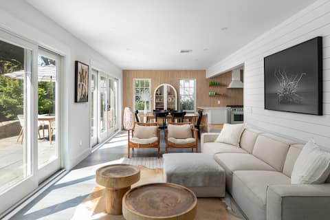 Quaint Renovated 3BR Getaway