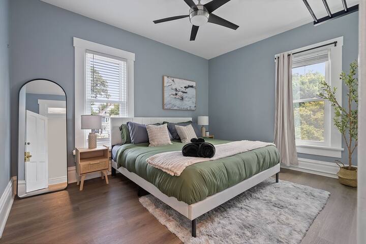 Walk to Short North l 7 mins to OSU I Free Parking gallery image 5