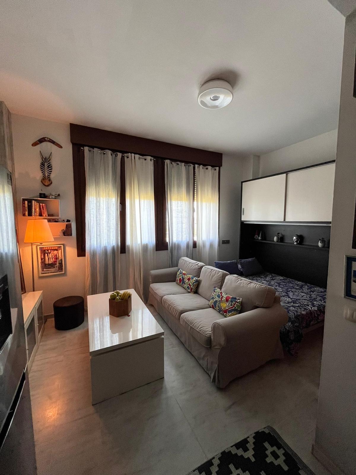 Top Airbnb: Loft near the Palacio de Congresos, Seville in Parque Alcosa