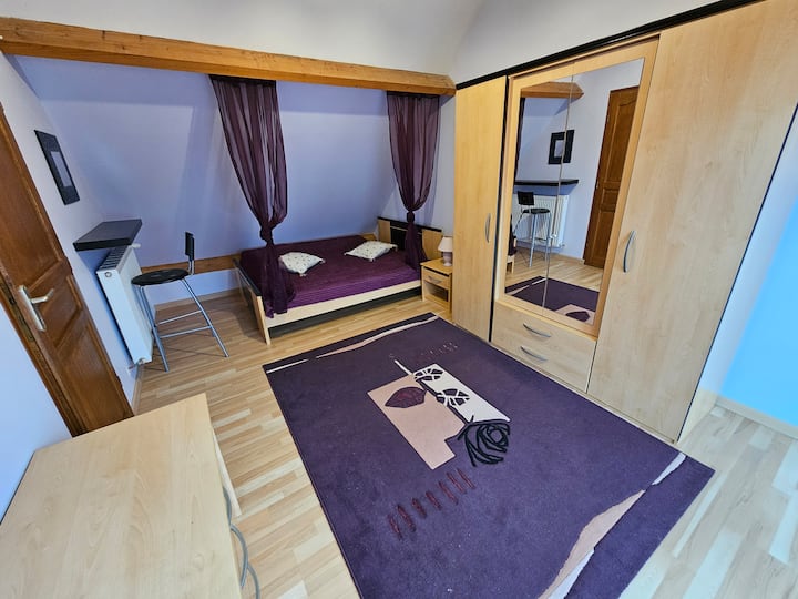 Стая на горния етаж
Легло 140/200