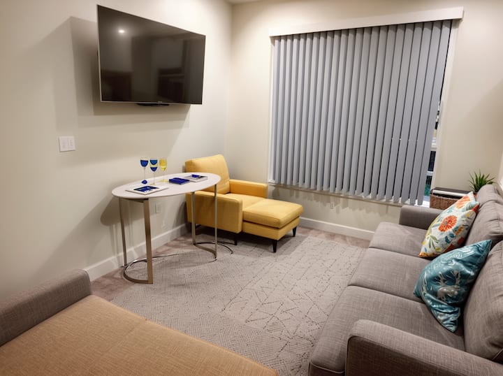 Your Stylish Retreat In The 𝓗𝓮𝓪𝓻𝓽 𝓸𝓯 𝓛𝓐 - Fashion District - Los Angeles