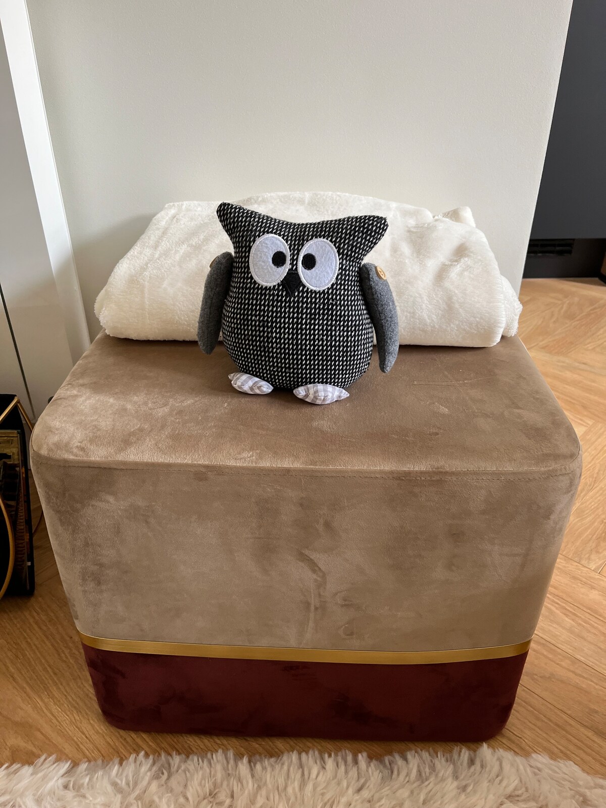 Annonce Airbnb populaire: Loft Pasteur: Historic Heart~Elegant~Burgundian à Côte D'or