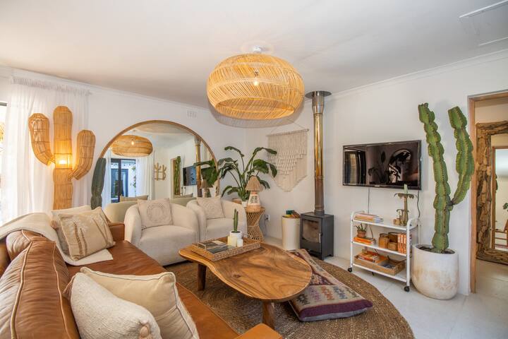 Indonesian charm where fun meets the sun! gallery image 5