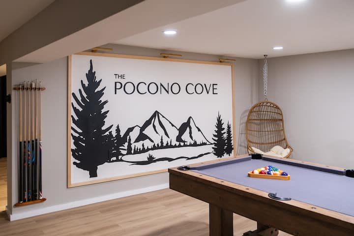 Pocono Cove: Hot Tub,Bar,Fire Pit,Theater,Games +! - Houses for