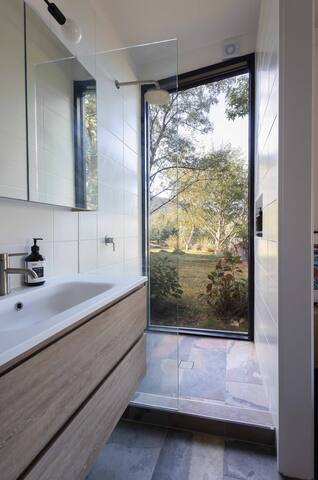 Harvest Homestead with Views gallery image 2