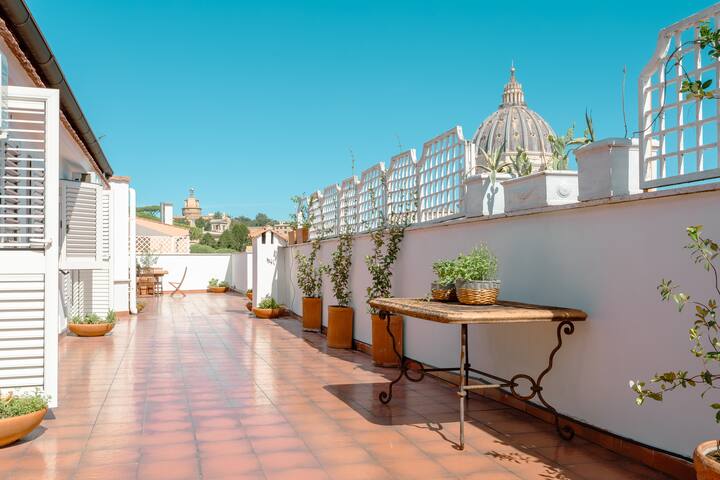 Saint Peter’s Luxury Terrace Suites gallery image 2