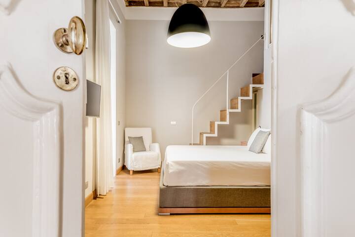 MyRentalInn – Prestigious Apartment Piazza Navona gallery image 3