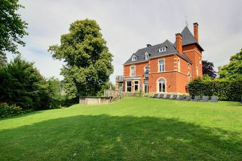 So'House Manor