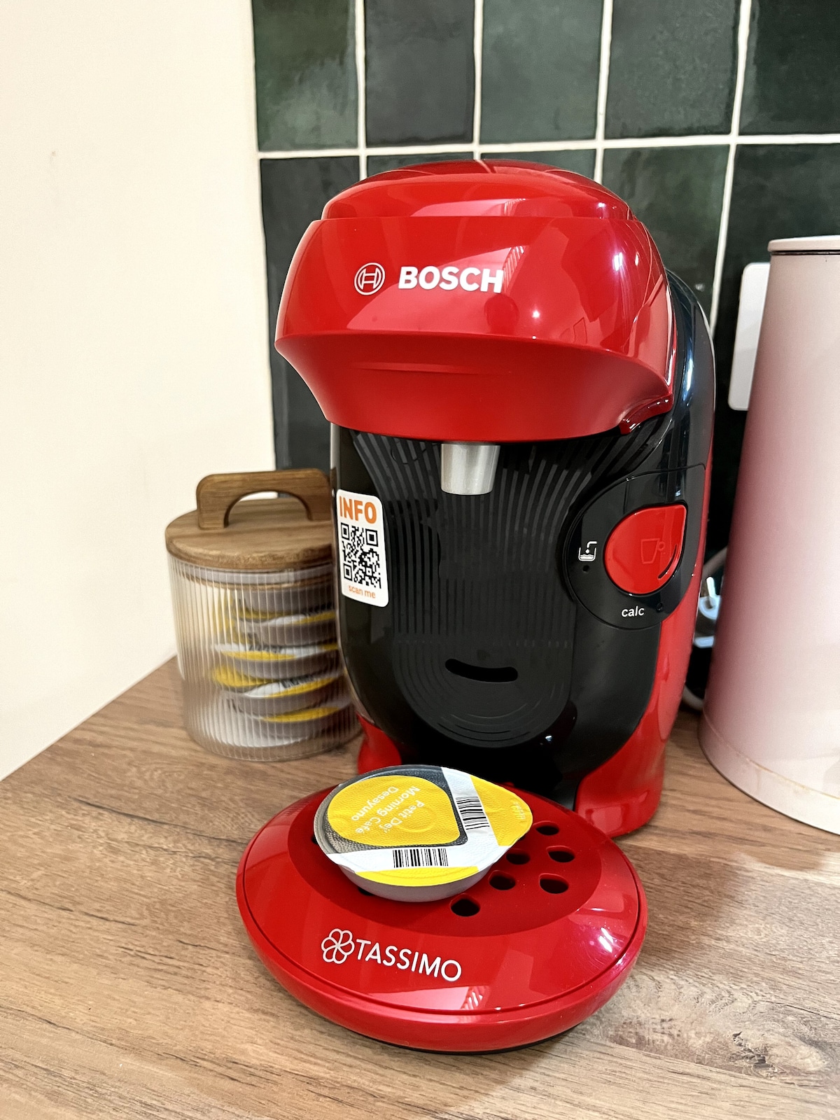 Top Airbnb: 735 Cozy mezzanine studio near Paris and metro in Bagnolet