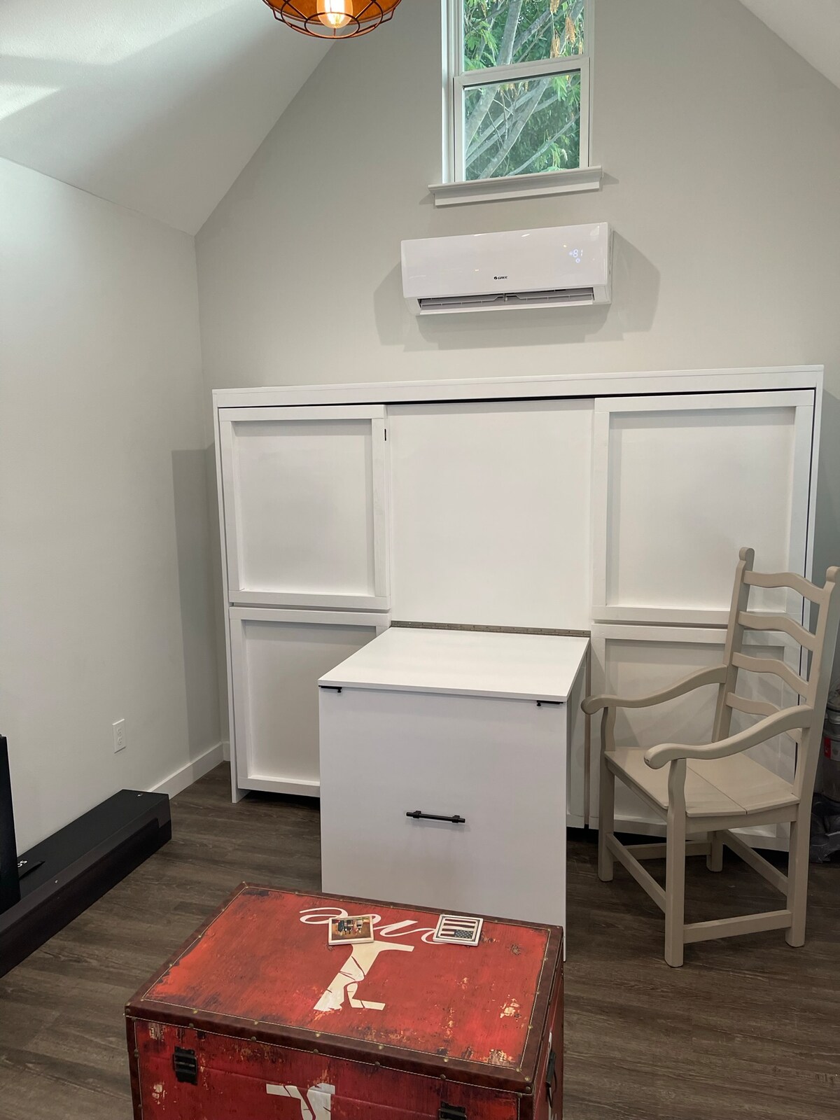 East Side Guest Quarters