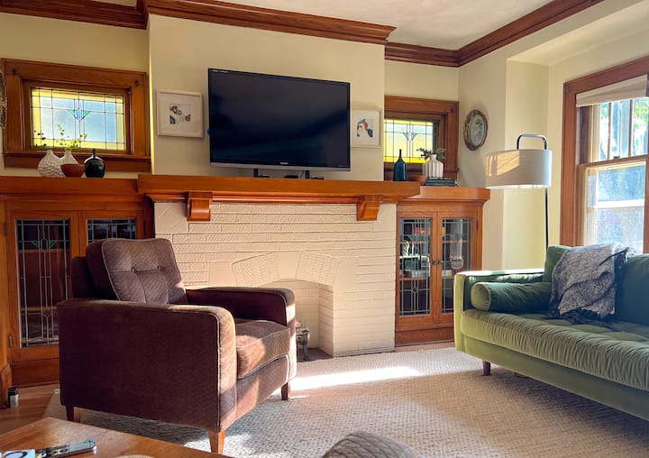Chic Bay View Getaway - Milwaukee, WI
