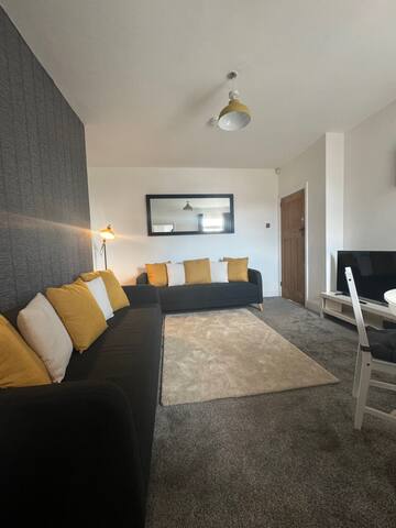 Sinclair Serviced Accommodation managed Airbnb listing 3