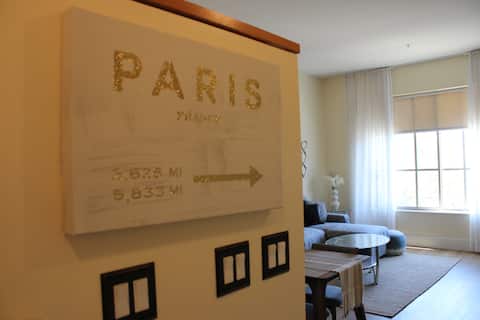 Popular Airbnb listing: New! Stylish Condo on Santana Row in Winchester North