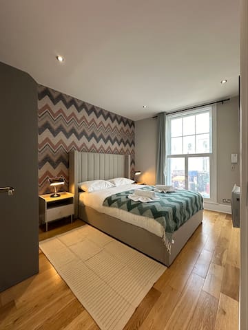 Modern Flat in Central London