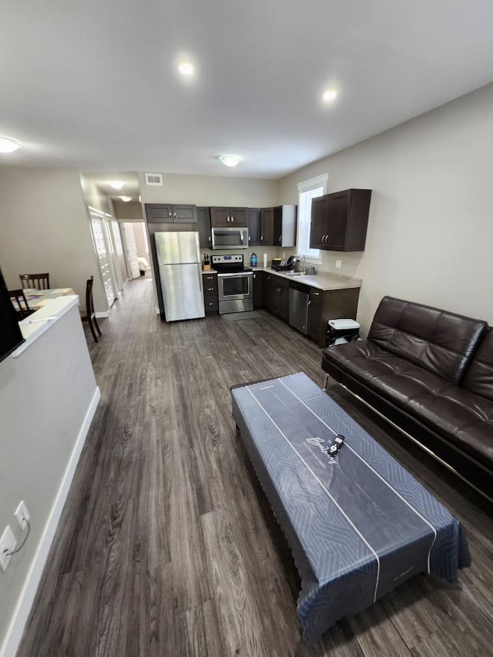 Elegant Family Home By Stadium, Airport, Shopping - レジャイナ