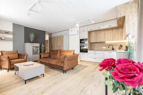 Top Airbnb: Figaretti apartment m17 in łagiewniki Borek Fałęcki