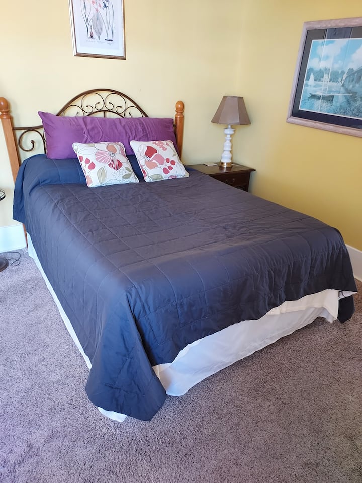 მე-2 სართული შუა საძინებელი საწოლი 152 × 203 სმ