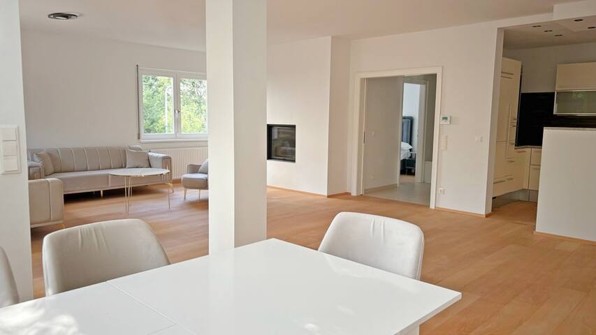 Traum Villa mit Weingartenblick! gallery image 4