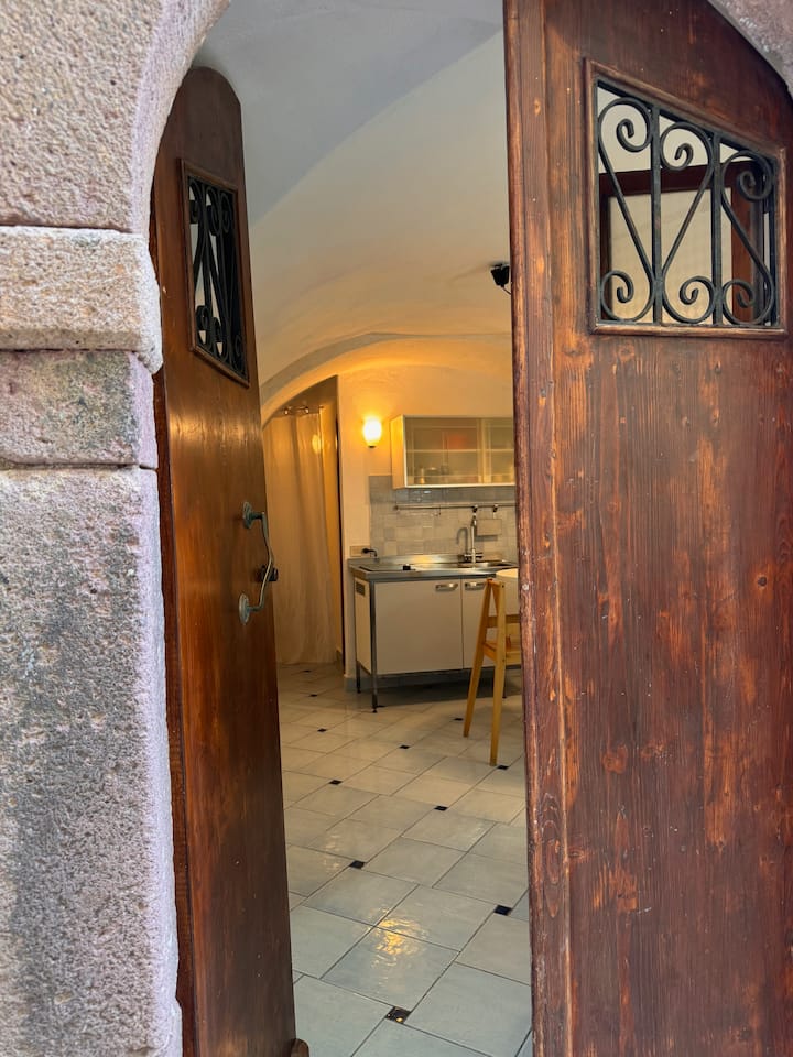 Casetta Indipendente G Nel Borgo Di Bosa - Bosa