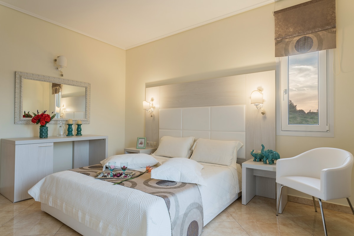 Grand View Villaları (Nefeli Süiti)