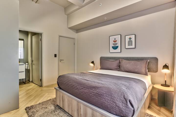 WINK | One Thibault | Two Bedroom Apartment gallery image 2