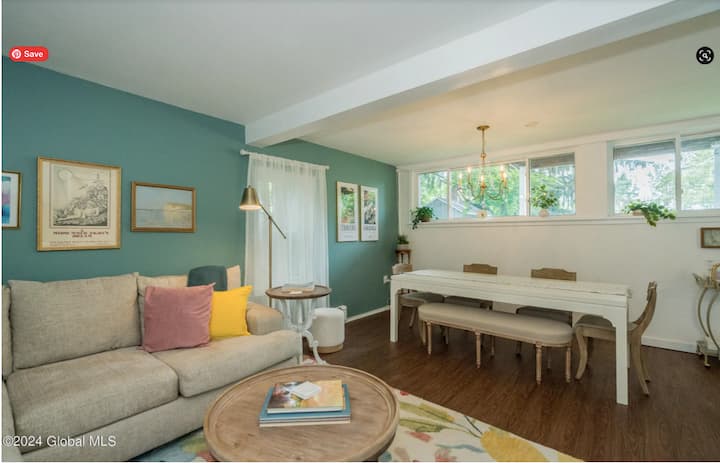 The Carriage House-walk To The Track And Downtown! - Saratoga Springs, NY
