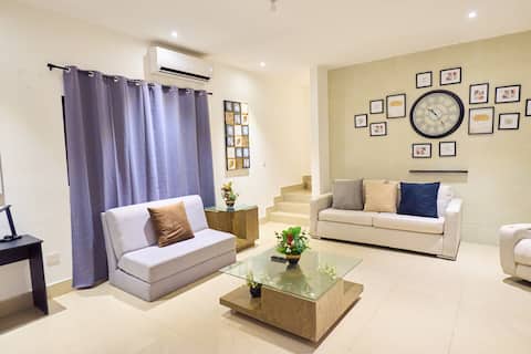 Successful Airbnb property: Couples, Villa Cedro in Santiago