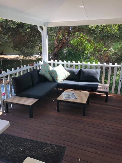 Tree House By The Beach