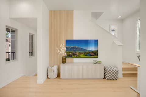 Designer 3BR Irvine Home | Pool + Sleeps 10