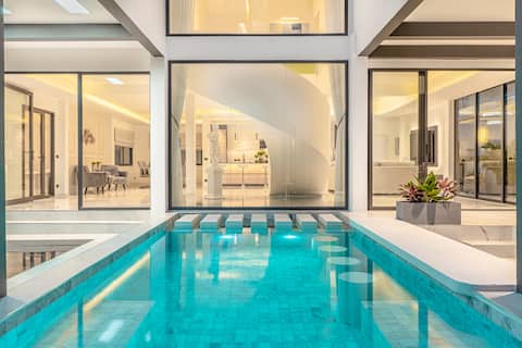 Pattaya Modern 5 Bed Pool Villa/Pattaya Brand New 5 Bed 6 Bathroom Single Pool Villa