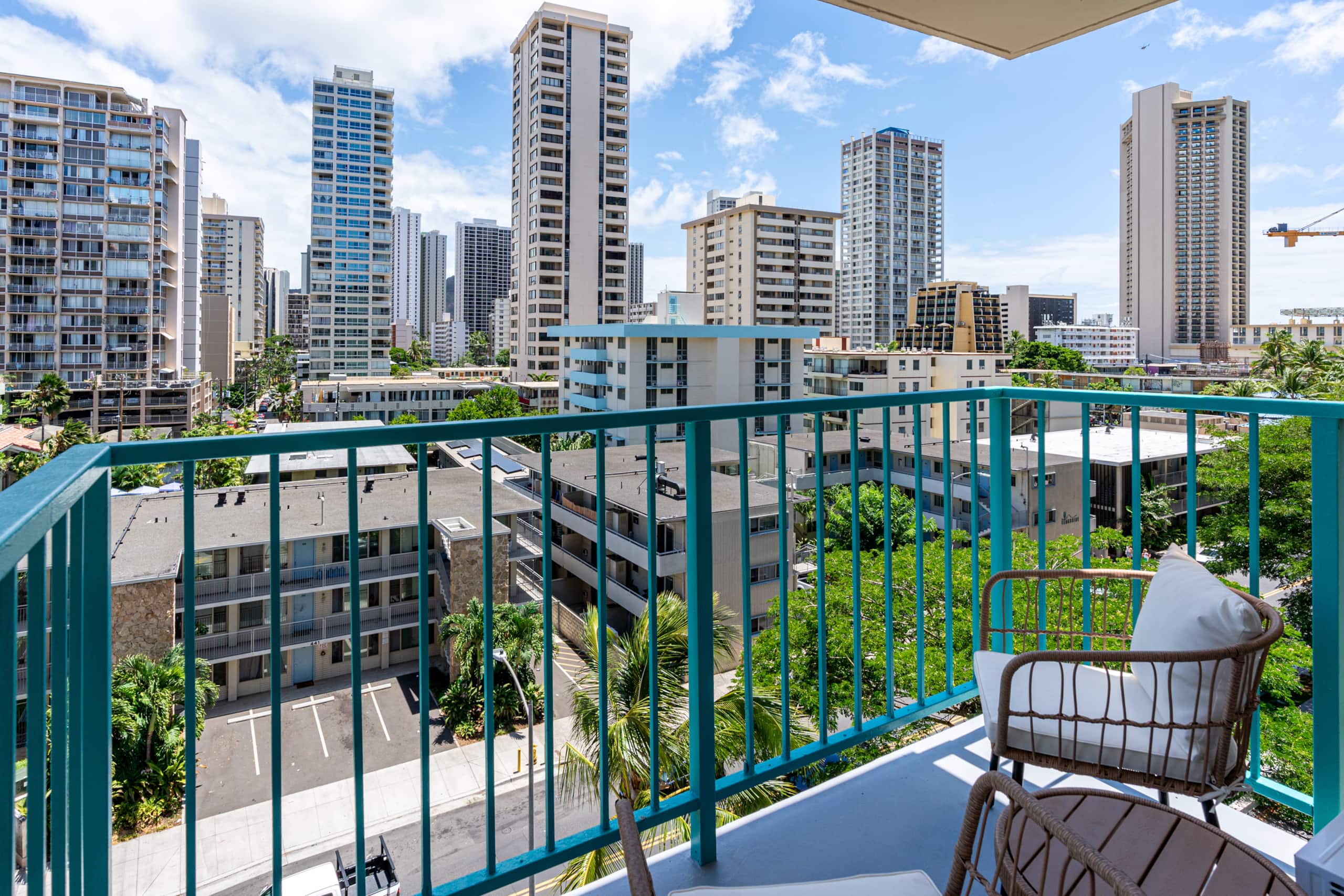 [New] Walk Score 95 | Mtn+City View | Kitchenette - Image 7