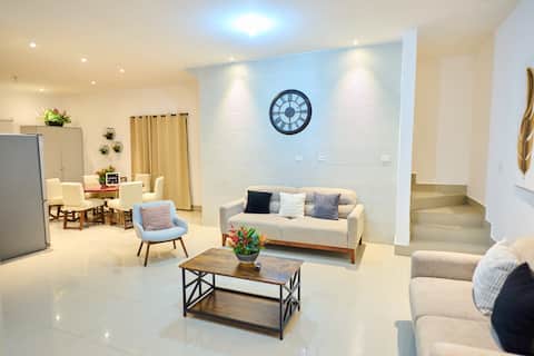 Popular Airbnb listing: Villa Sauce - Jacuzzi, Fireplaces in Nuevo León